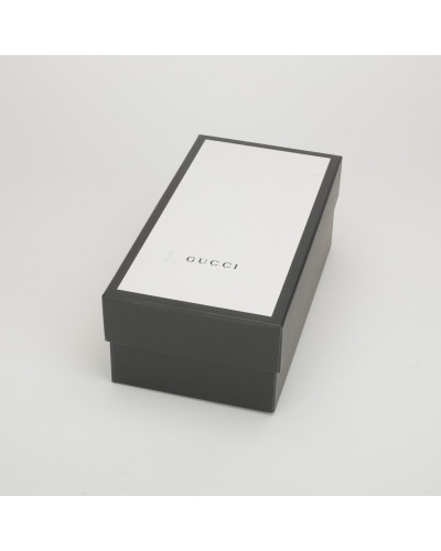 Gucci czerwone klapki