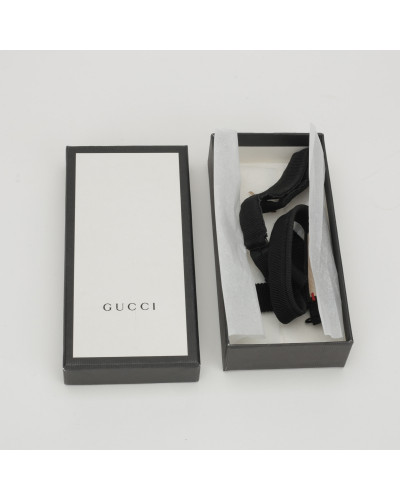 Gucci muszka