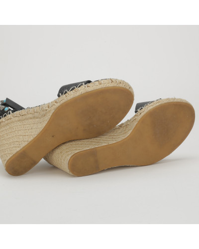 Valentino Buty