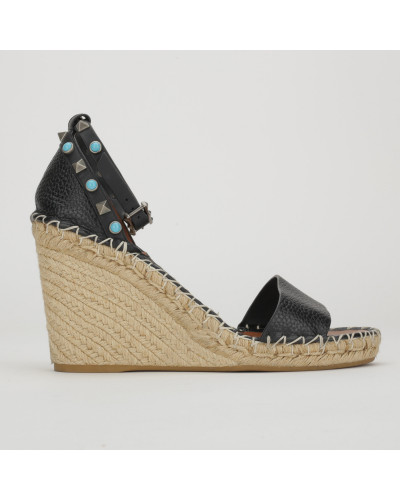 Valentino Buty