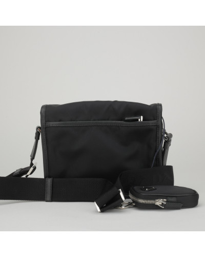 Prada czarna torebka z logo
