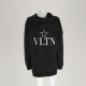 Valentino czarna bluza z logo