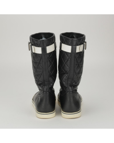 Chanel  pikowane botki