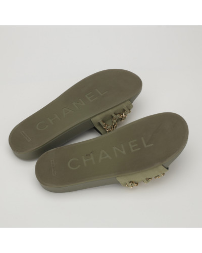 Chanel  Klapki