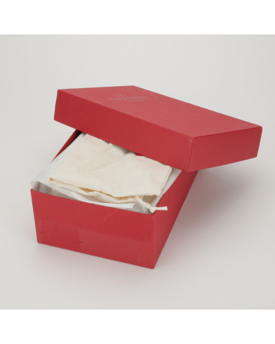 Valentino Buty