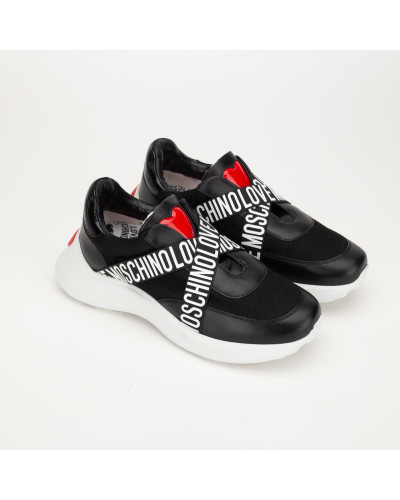 Moschino Buty czarne z sercem