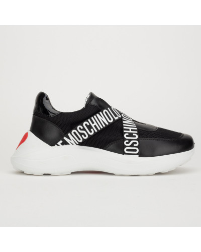 Moschino Buty czarne z sercem