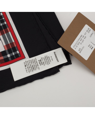 Burberry Szalik z biała gwiazdą