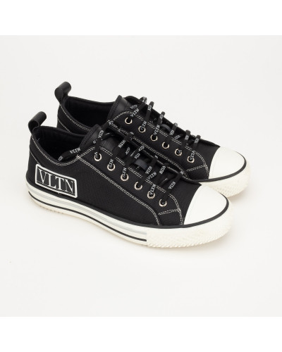 Valentino Buty czarne trampki