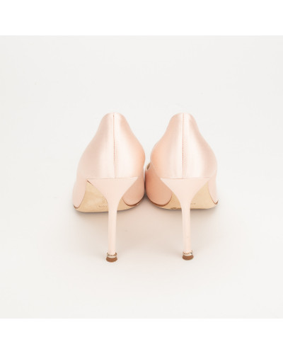Manolo Blahnik  Szpilki pudrowy róż