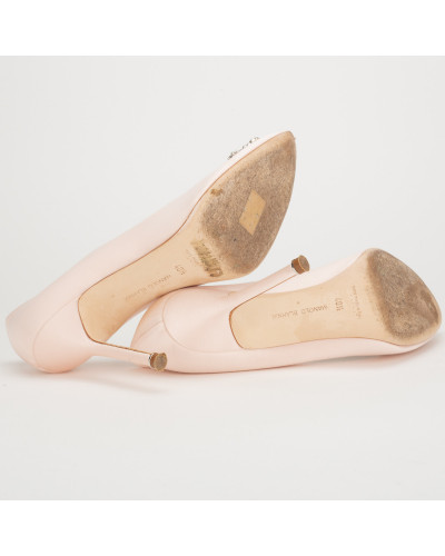 Manolo Blahnik  Szpilki pudrowy róż