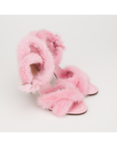 Valentino Buty
