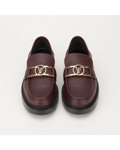 Louis Vuitton Mokasyny. bordo logo