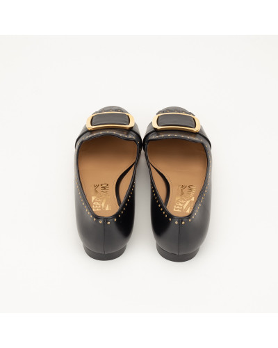 Salvatore Ferragamo Baleriny czarno złote