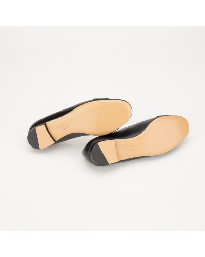 Salvatore Ferragamo Baleriny czarno złote