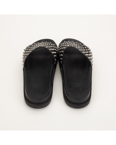 Christian Louboutin Klapki z ćwiekami