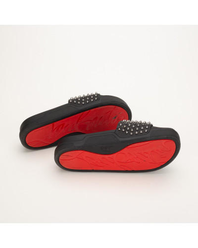 Christian Louboutin Klapki z ćwiekami
