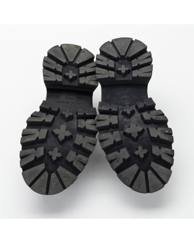 Alexander McQueen Buty na płaskim obcasie czarne