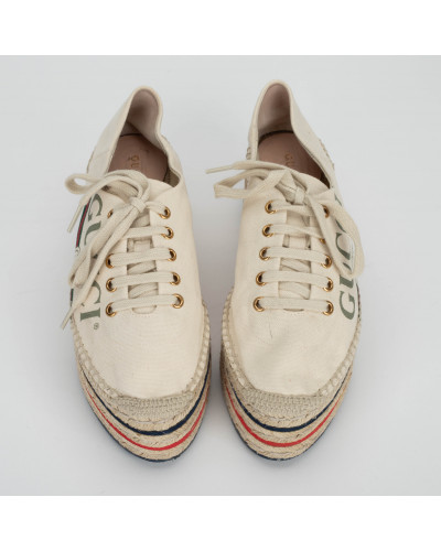 Gucci Espadryle kremowe na platformie