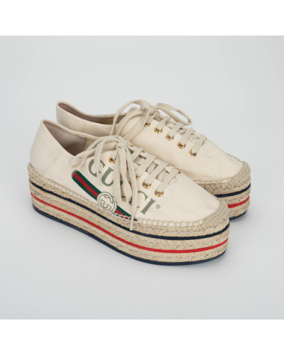 Gucci Espadryle kremowe na platformie