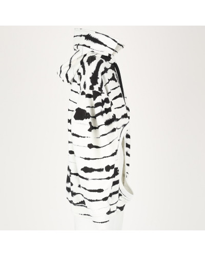Burberry bluza krowa z dziura