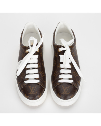 Louis Vuitton Time Out