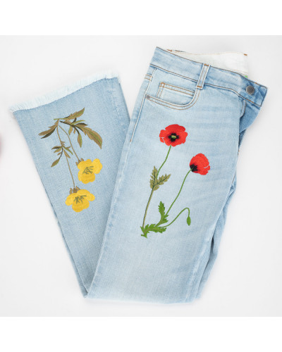 Stella McCartney spodnie jeansowe z kwiatami