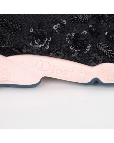 Dior Buty czarne sneakersy ze zdobieniami