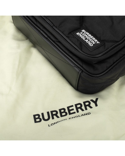 Burberry Torebka czrana pikowana Paddy