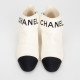 Chanel  Buty kremowo-czarne botki z logo na przodzie