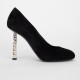 Chanel  Buty czarne zamszowe z logo na obcasie