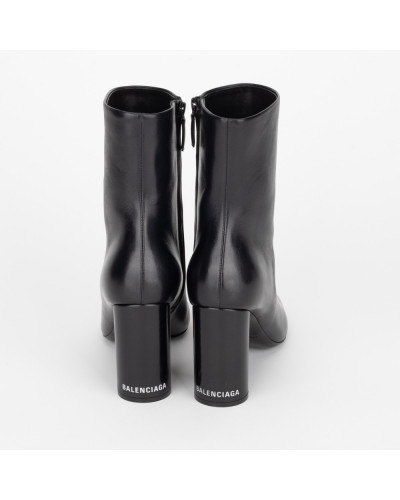 Balenciaga Buty czarne botki z logo