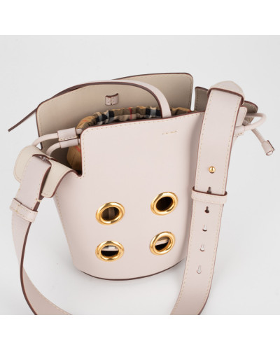 Burberry Torba w pudrowym kolorze Grommet Bucket Bag