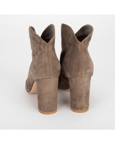 Gianvito Rossi Buty khaki zamszowe botki