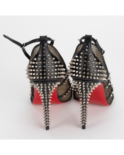 Christian Louboutin Szpilki z jetami