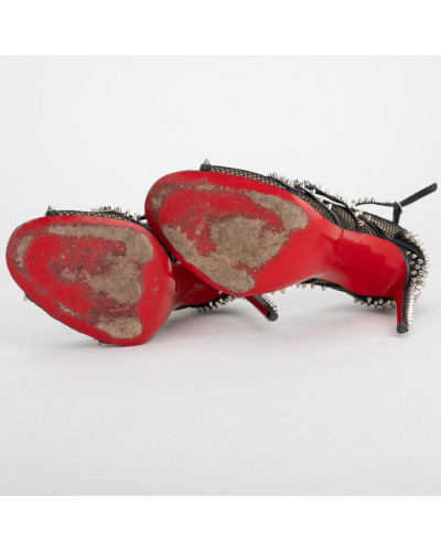 Christian Louboutin Szpilki z jetami