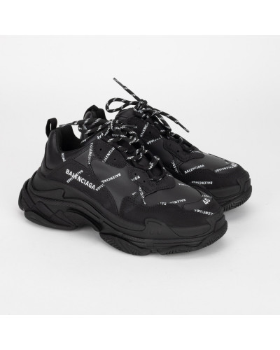 Balenciaga Buty sportowe czarne triple s