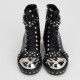 Alexander McQueen Botki czarne z jetami i srebrnym czubkiem