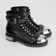 Alexander McQueen Botki czarne z jetami i srebrnym czubkiem