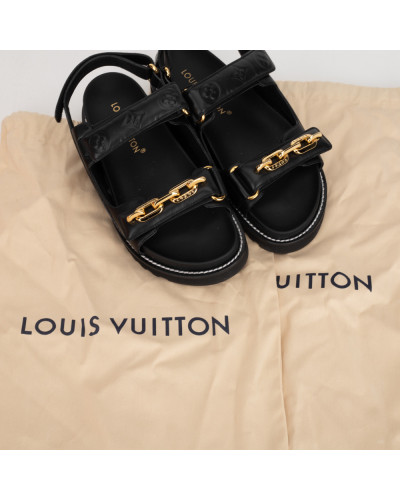 Louis Vuitton Buty sandały czarne ze złotym łańcuchem