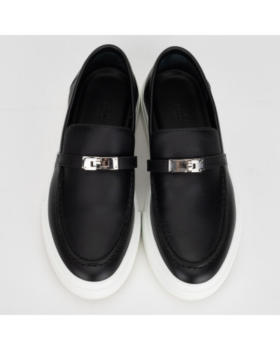 Hermes Buty mokasyny czarne z białą podeszwą