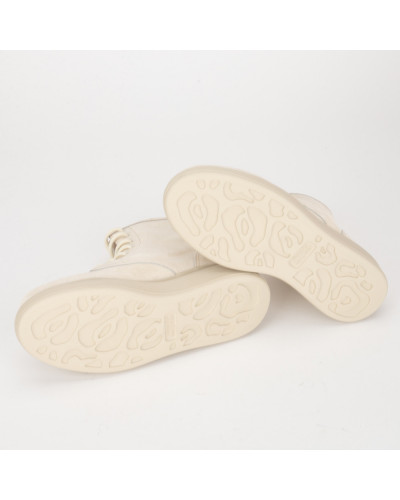 Alexander McQueen Botki bezowe zamszowe