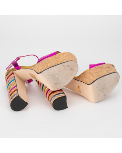 Gucci Buty sandałki fioletowo-złote na koturnie