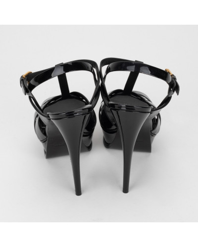 Saint Laurent  Szpilki czrane lakierowane Tribute