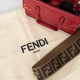 Fendi Torebka czerwona Fendi fil z paskiem szerokim we wzory