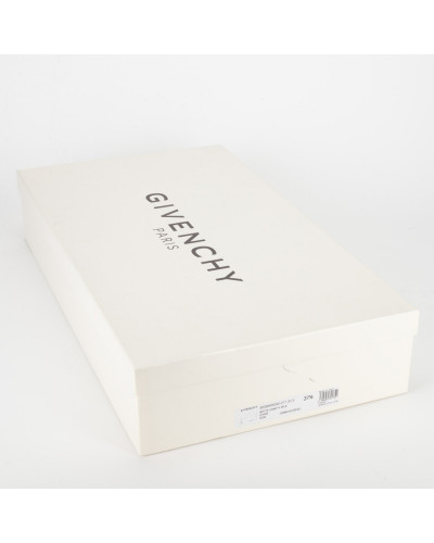 Givenchy Kozaki bezowe shark