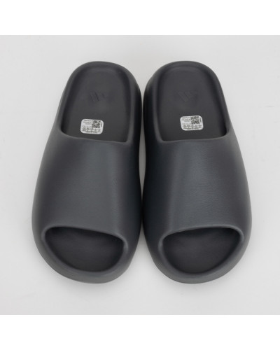 Yeezy Klapek grafitowe 40,5