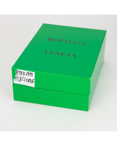 Bottega Veneta Szpilki kremowe