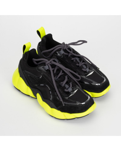 MCM Sportowe czarne buty z neonowa podeszwą