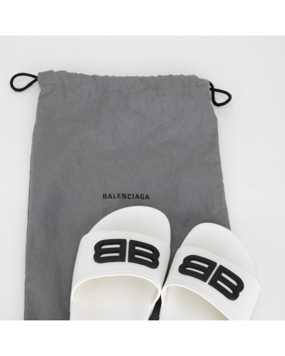 Balenciaga Klapki białe